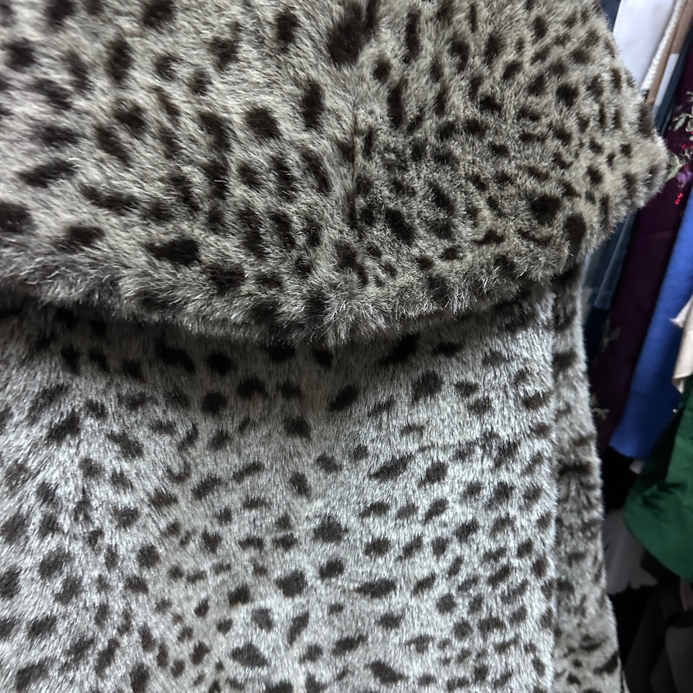 Short coat